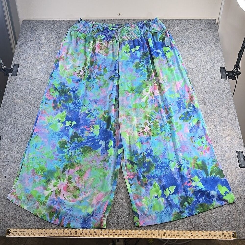 Passports Floral Wide Leg Palazzo Pants Plus Sz 3X Smocked Waist Built-in Shorts